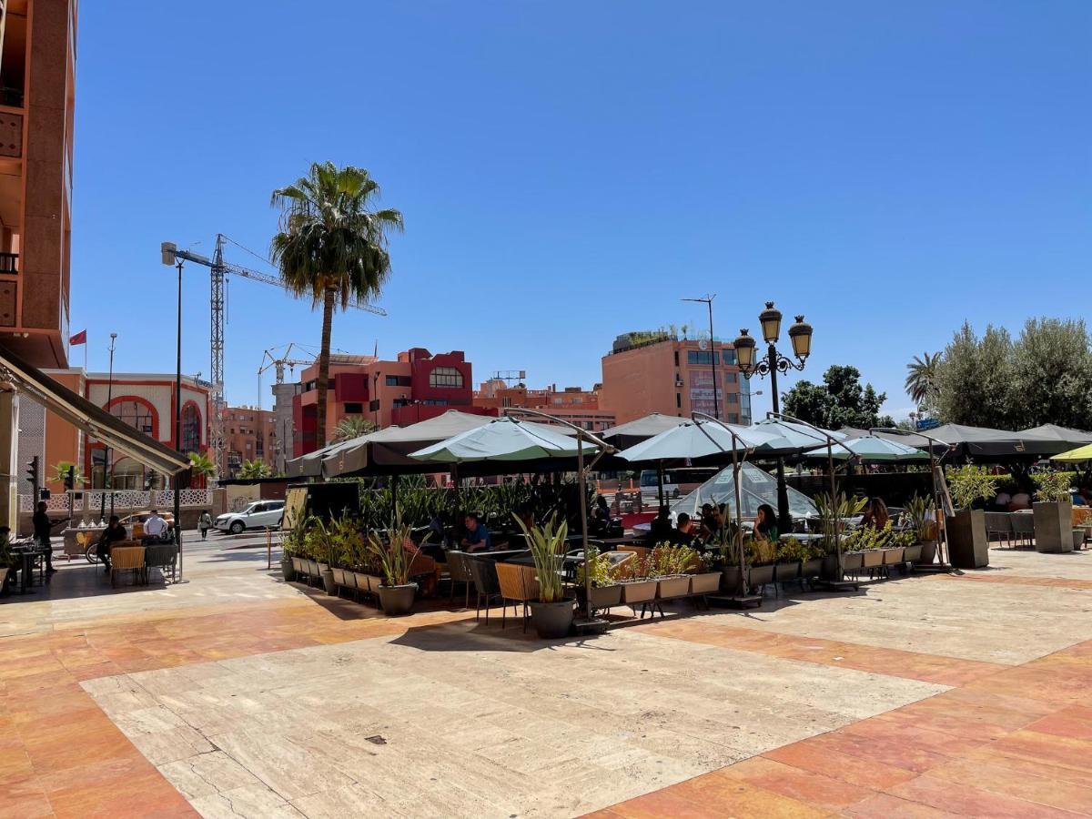 Appartement Chic Gueliz Plaza Avec Vue Marrakesh Exterior photo