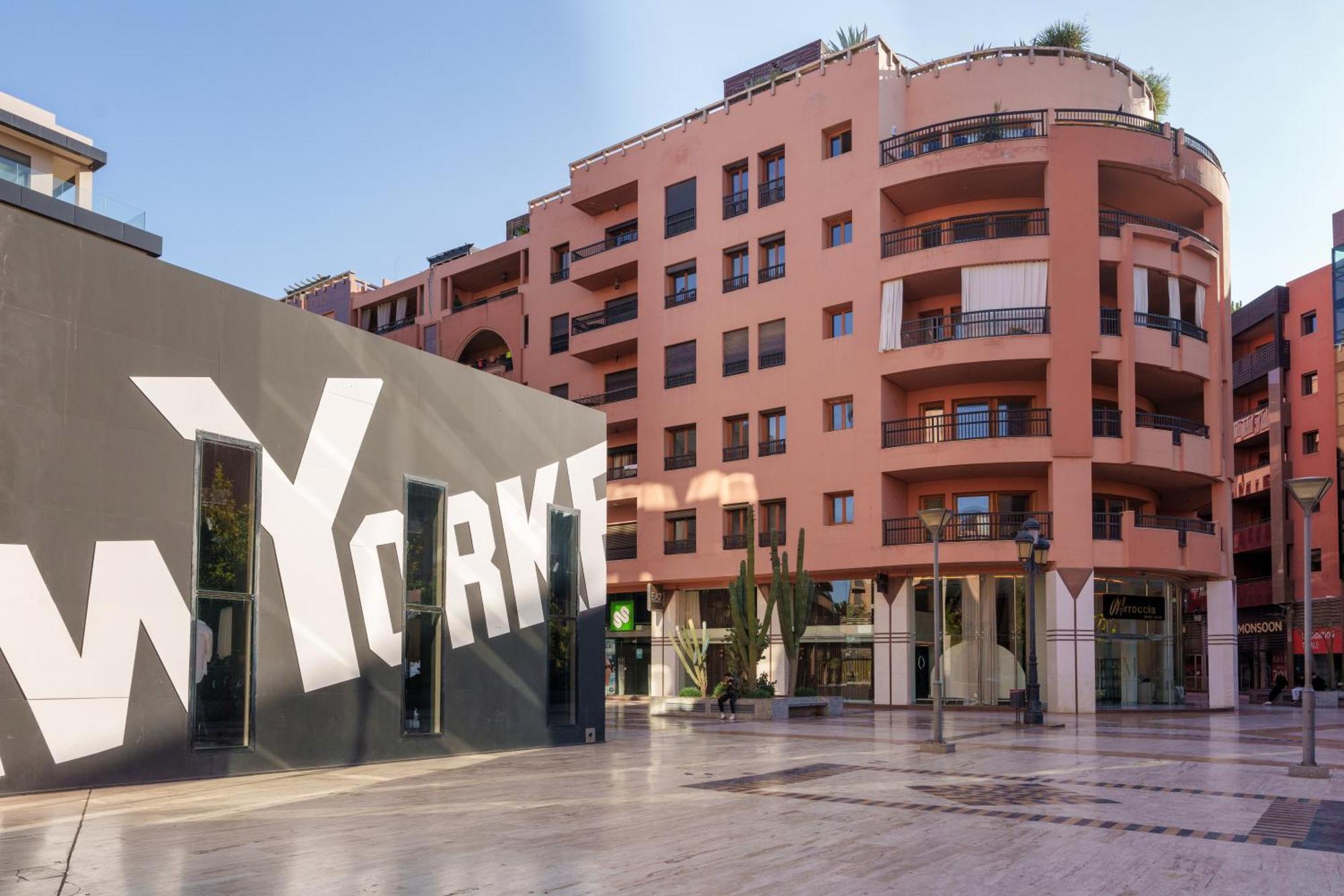 Appartement Chic Gueliz Plaza Avec Vue Marrakesh Exterior photo