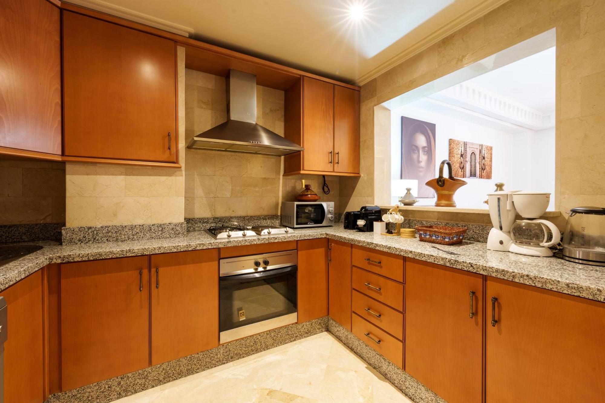 Appartement Chic Gueliz Plaza Avec Vue Marrakesh Exterior photo
