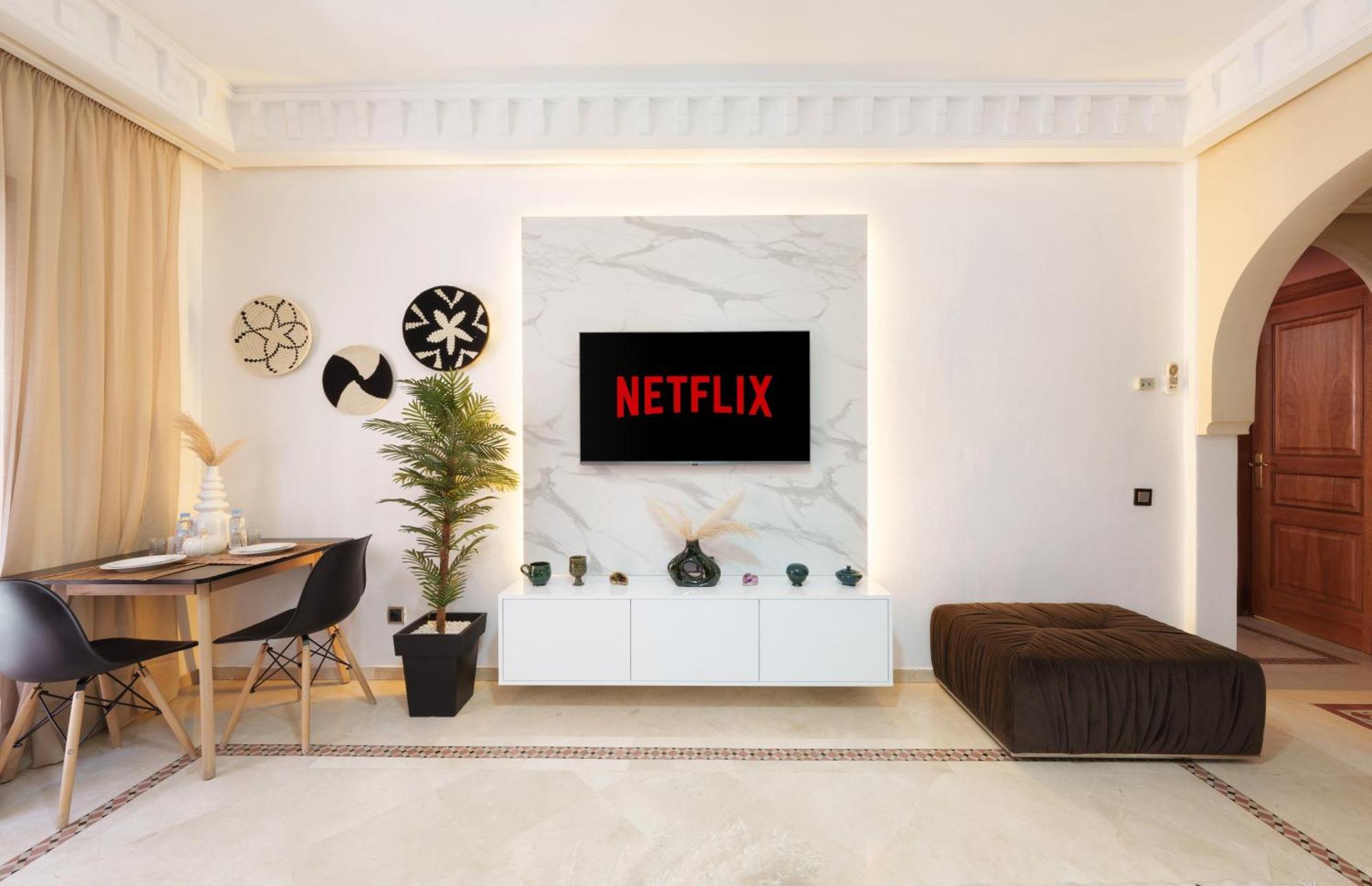 Appartement Chic Gueliz Plaza Avec Vue Marrakesh Exterior photo