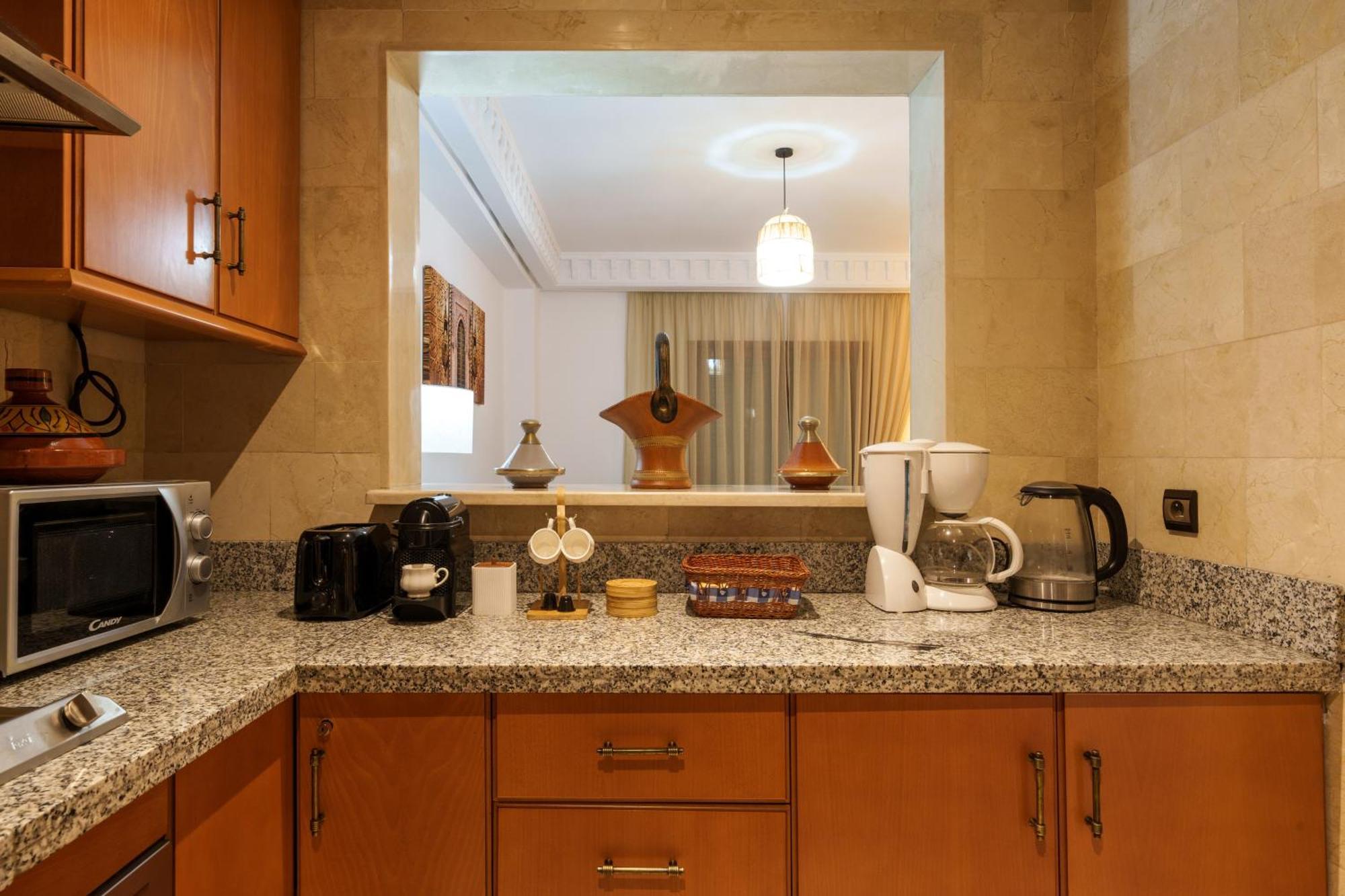 Appartement Chic Gueliz Plaza Avec Vue Marrakesh Exterior photo